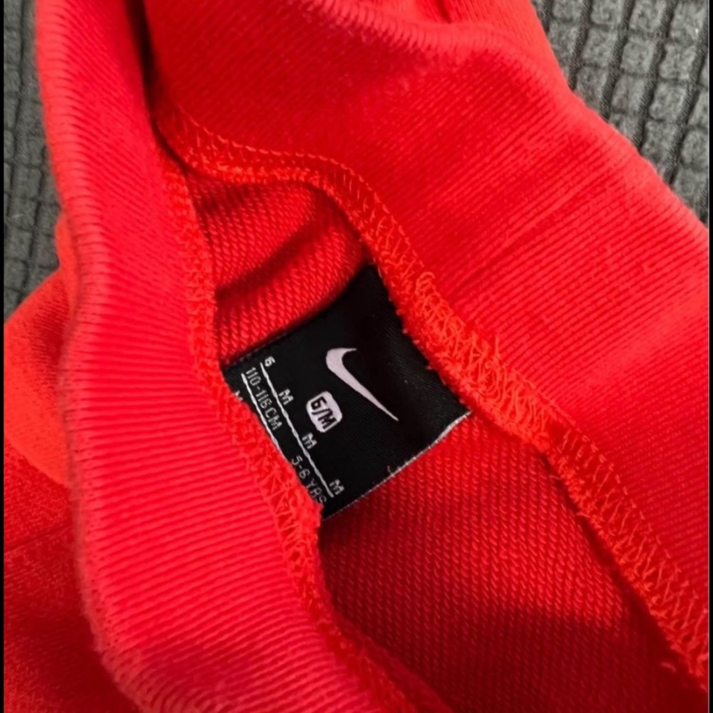 4 pairs of Nike Shorts - Picture 3 of 4